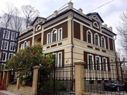 Дом 850 м2 и участок 10 соток в Киеве.